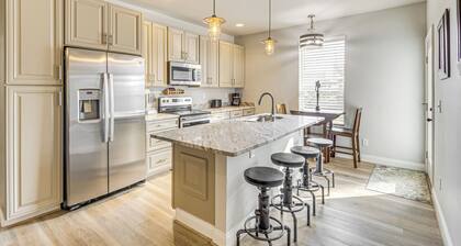 6 Mi to Navarre Beach: Spacious Family Retreat!