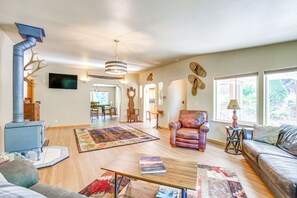 House (3 Bedrooms) | Interior - 11 Acres of Adventure! Woodsy Mead Stay w/ Trails (Mead)