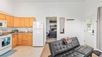 Apartment (1 Bedroom) | Interior