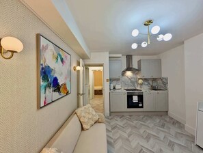 テレビ、書斎 / ワークスペース