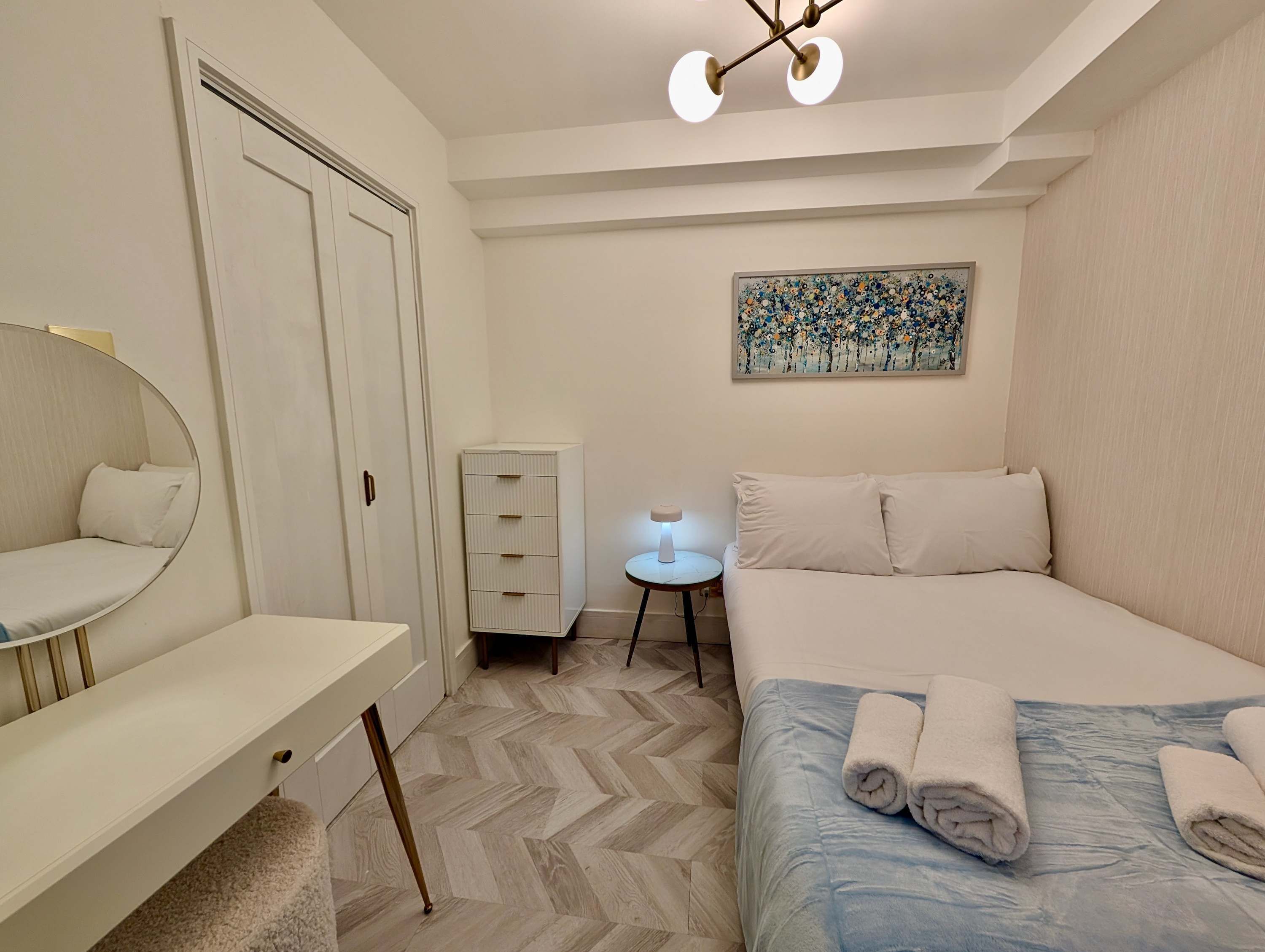 1 Schlafzimmer, Schreibtisch, Bügeleisen/Bügelbrett, WLAN