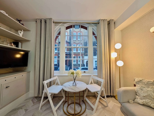 Fernseher, Arbeitsbereiche