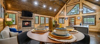 Red Fern Cabin Beauty Awaits