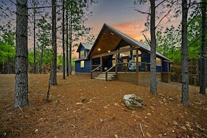 Exterior - Red Fern Cabin Beauty Awaits (Broken Bow)