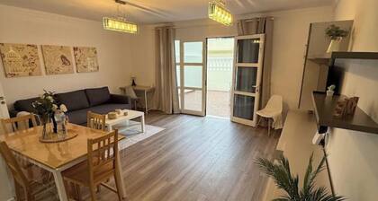 Gorgeous 2-bedroom apartment with WiFi in Costa Teguise