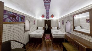 Standard Twin Room | Soundproofing, free WiFi - Feruzkhan Hotel (Khiva)