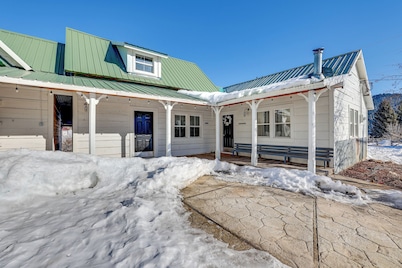 Fish, Hike & More: Garden Valley Family Home