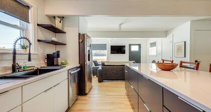 Remodeled Home w/ River Views in Frankfort!