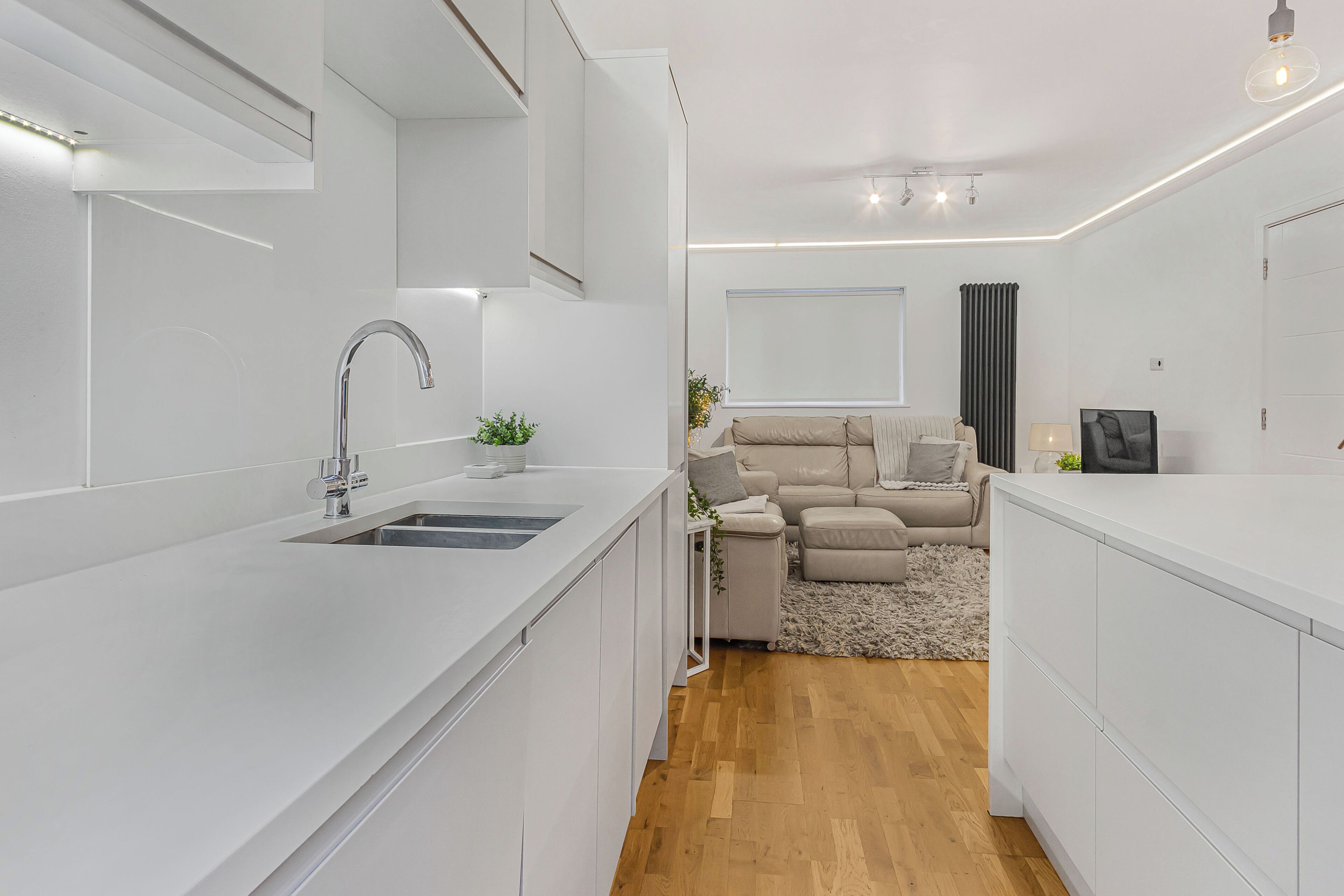 Great Spacious House With Parking And Garden - Brighton Marina