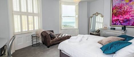 1 soverom, strykejern/-brett, reiseseng for barn og wi-fi