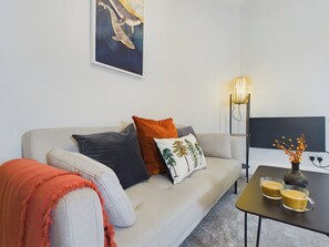 Apartment | Living area