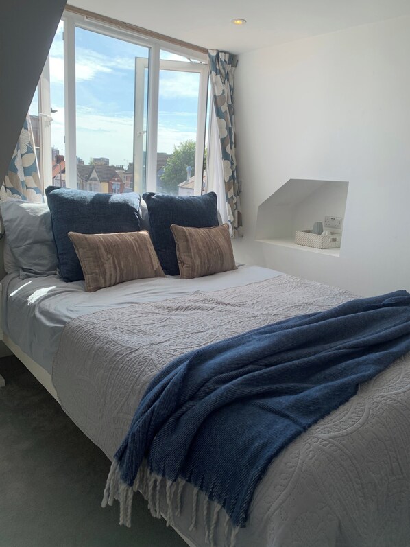 Apartment - Seaside Chic Loft Apartment in Leigh-on-sea (Leigh-on-Sea)
