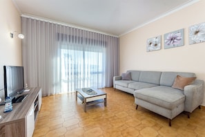 Apartment | Living area - New Sunny Gale Apartment With 4 Bedrooms (Albufeira)