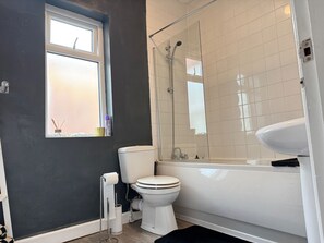 Hus | Bad | Dusj og håndklær