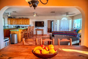 TV - Dreamcatcher Oceanview vacation home, Las Conchas (Las Conchas)