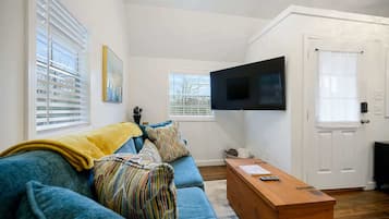 Studio Suite, 1 Queen Bed, Kitchen, Garden View (To The Moon) | Living area | 42-inch flat-screen TV with digital channels