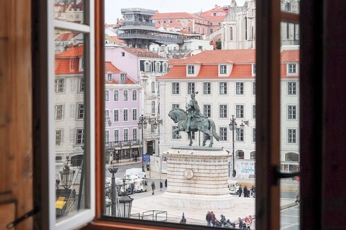 Downtown Vintage Suite III By Homing