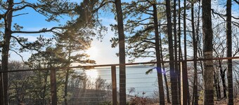 Lakefront Escape On Lake Hudson 5 Bedroom Cabin