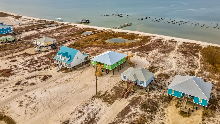 Beautiful C's - 2924 Bienville Blvd 5 Bedroom Home