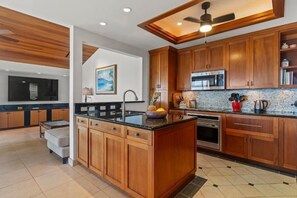 Condo, 2 chambres | Cuisine privée