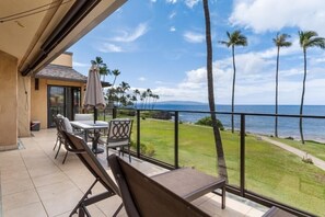 Condo, 2 Bedrooms | Outdoor dining