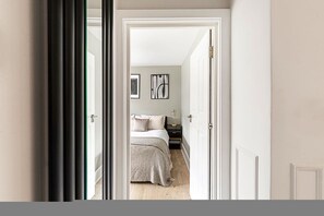 7 bedrooms - Serenity Fulham Eve Sleeps 14 (London)