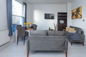 Apartamento, para fumantes | 2 quartos