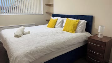 3 habitaciones, wifi gratis y ropa de cama