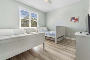 3 bedrooms, WiFi, bed sheets