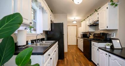 To the Stars Secluded 2 BDR