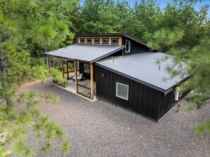 Exterior - Whispering Retreat Sleeps 4 (Broken Bow)