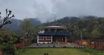 Secluded Homestay In Dehradun, Preferred for Peace /Relaxation,