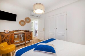 Apartment | 2 bedrooms, iron/ironing board, free WiFi, bed sheets - 2 Bed-sleeps 4-vilamoura Beach-pool-spa-balcony (Loulé)