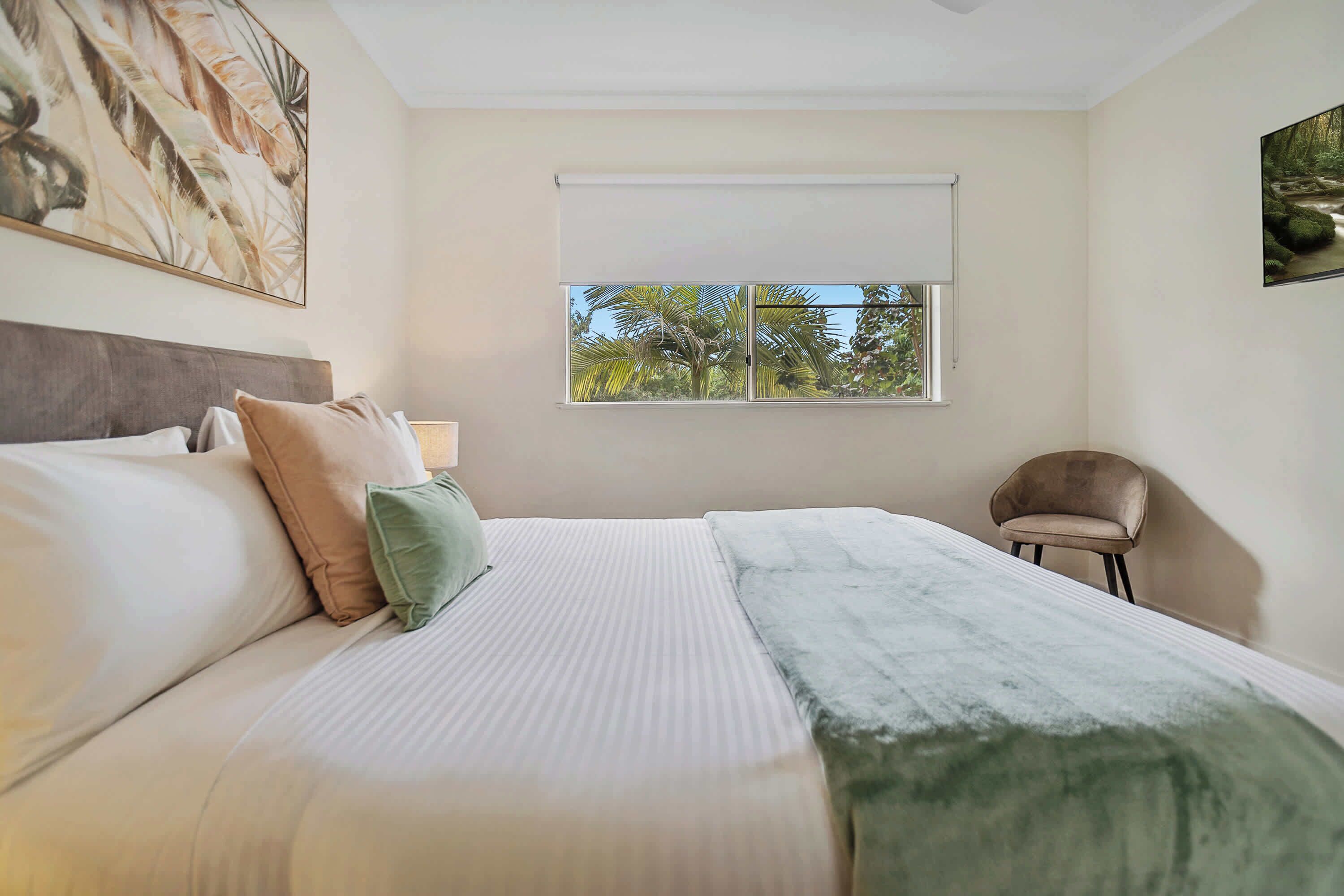 1 bedroom, desk, iron/ironing board, travel cot