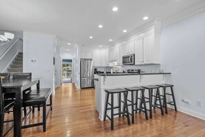 Fridge, microwave, oven, stovetop - 7th SunDaze w/Private Pool By Beach Star (Surfside Beach)