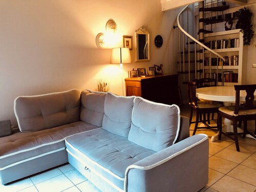 Zelda's House - 500 meters from the center