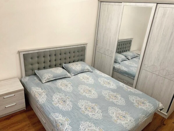 1 bedroom, iron/ironing board