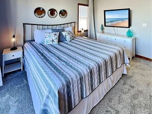 4 bedrooms, iron/ironing board, travel crib, free WiFi - Blue Lagoon | Water Views + Walkable Beach Access (Topsail Beach)