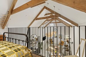 2 Schlafzimmer, Reisekinderbett, Internetzugang, Bettwäsche