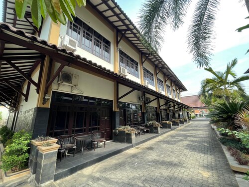 Collection O Pekalongan Near Pasar Batik Setono Formerly Hotel Jayadipa