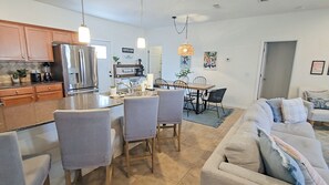 Smart TV, video games - Family Retreat! 3BR/2BA, Sleeps 10, 3mi to Beach (Santa Rosa Beach)