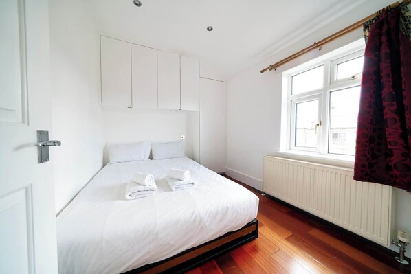 1 Schlafzimmer, Bügeleisen/Bügelbrett, Internetzugang, Bettwäsche