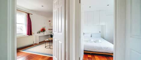 1 bedroom, iron/ironing board, internet, bed sheets