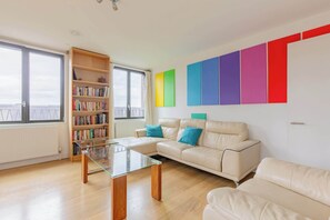 Télévision, espaces bureaux