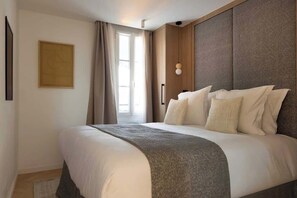 Unclassified image, 4 of 18, button - Superb air-conditioned apartment - Le Marais (Paris)