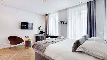 Bügeleisen/Bügelbrett, WLAN, Bettwäsche