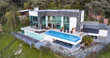 Luxury mansion in Las Palmas, Medellin!