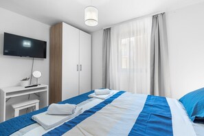 2 bedrooms, WiFi, bed sheets