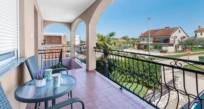 Comfortable Apartment in a Quiet Location, Just 2 km from Novigrad’s City Center and Beach