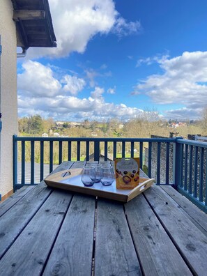 Property grounds - Gîte d'Ossau, cosy apartment in the heart of the Sainte Croix district (Oloron-Sainte-Marie)